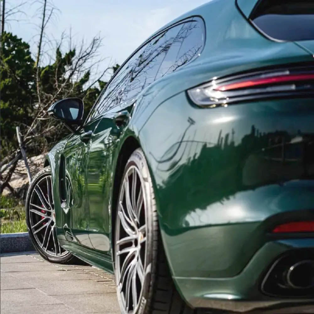 TPUNESS Premium High Gloss TPU Car Wrap Film | Glossy Viridis Green