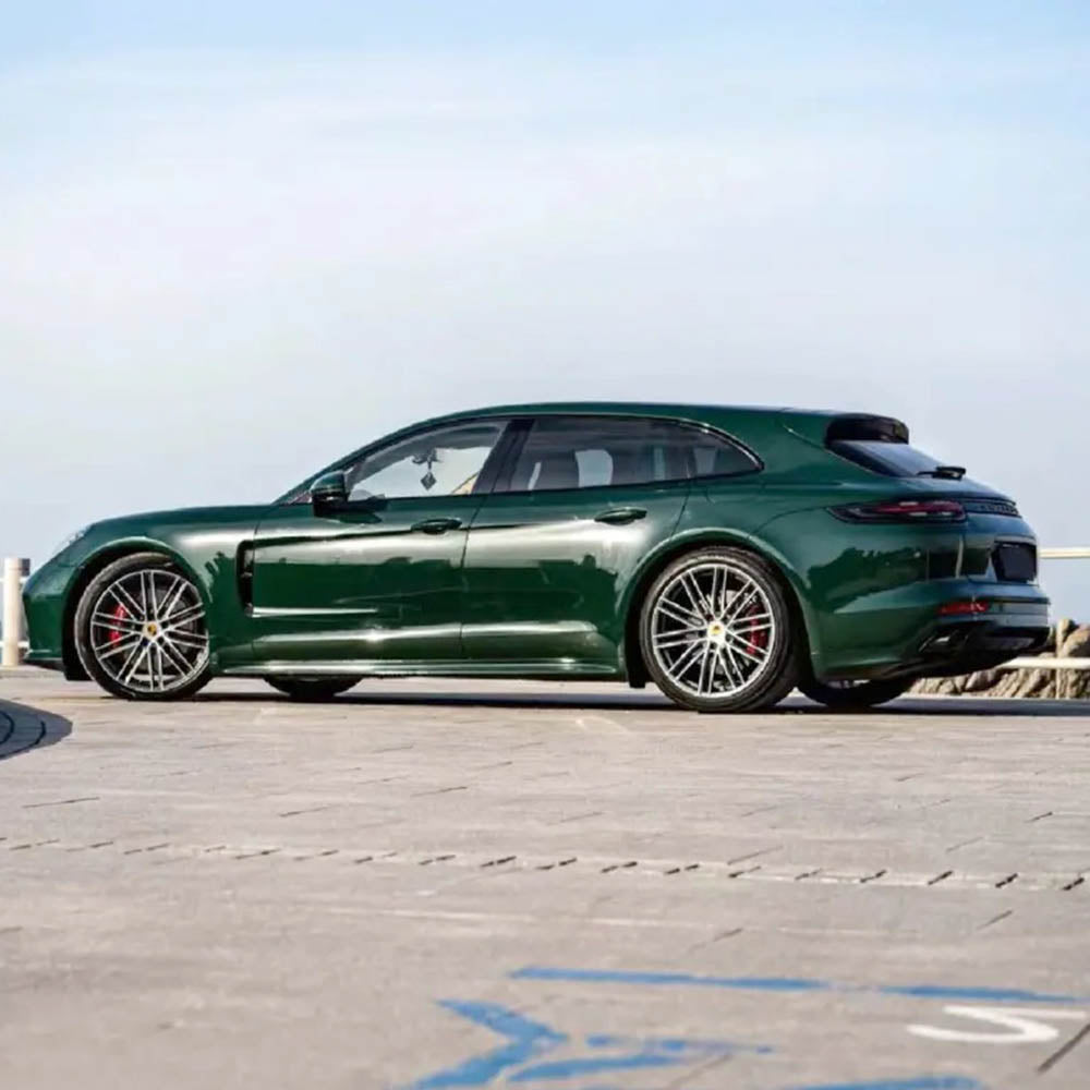 TPUNESS Premium High Gloss TPU Car Wrap Film | Glossy Viridis Green